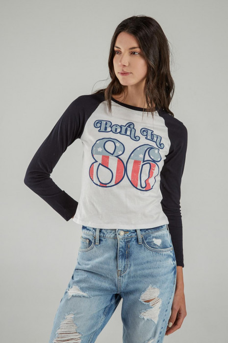 Camiseta manga larga con estampado en frente