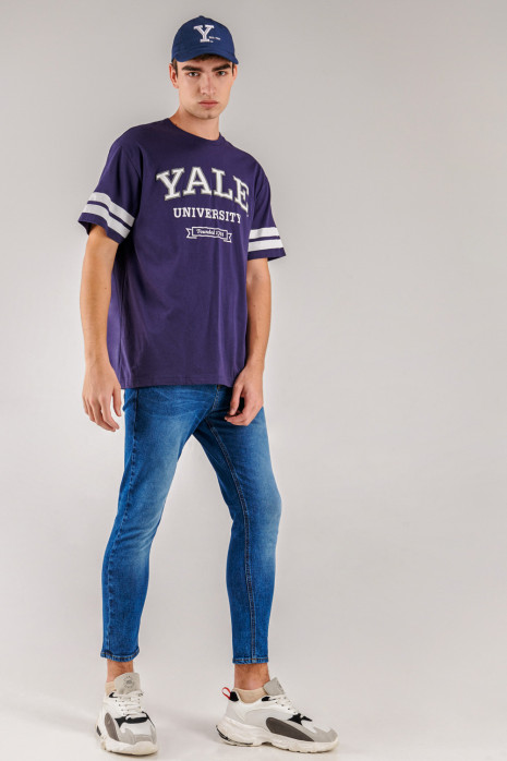 Camiseta, con estampado en frente y mangas, de Yale
