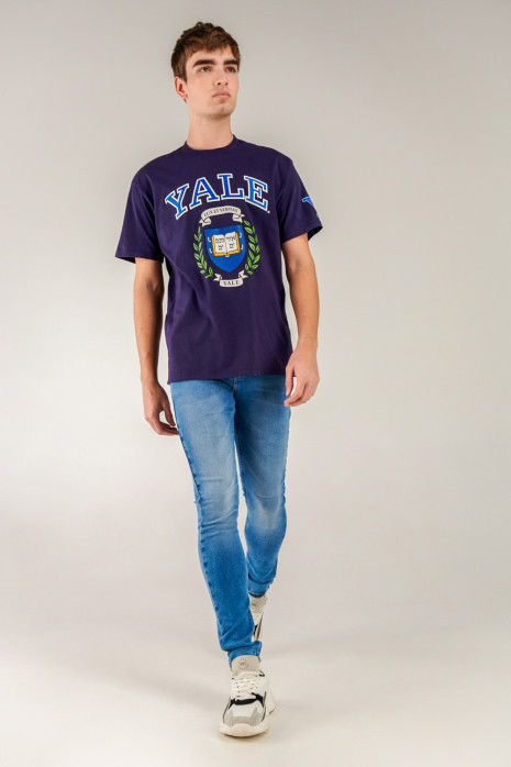 Camiseta, con estampado en frente y manga, de Yale