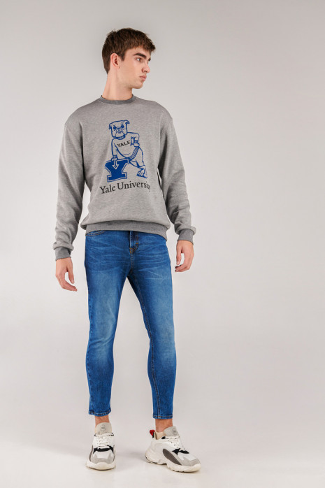 Buzo, con estampado en frente, de Yale