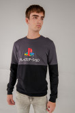 Buzo cuello redondo, estampado de Play Station.