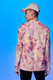 Buzo tie dye cuello redondo, con estampado en frente  y mangas de Festival Estéreo Picnic