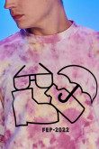 Buzo tie dye cuello redondo, con estampado en frente  y mangas de Festival Estéreo Picnic