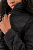 Chaqueta acolchada cuello alto