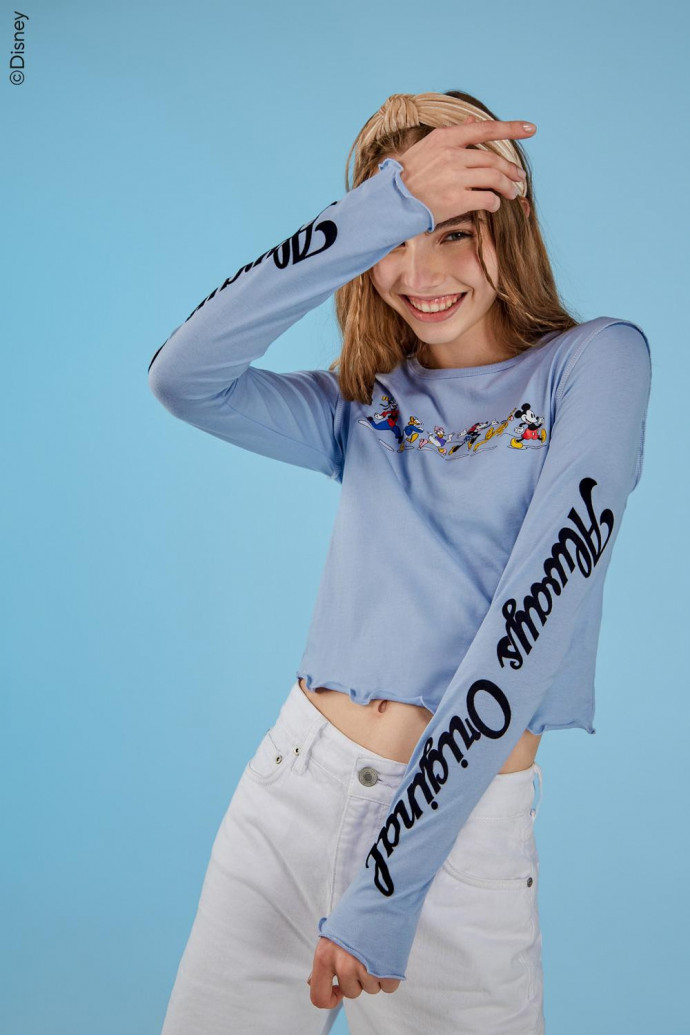 Camiseta manga larga de Mickey, Minnie, Pluto, Daisy, Donald y Goofy.