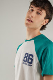 camiseta-manga-ranglan-estampado-en-frente-y-espalda