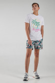 Camiseta manga corta estampada.