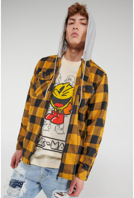 Camisa con capota
