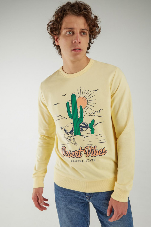 Buzo cuello redondo estampado.