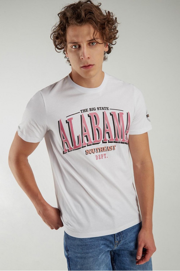 Camiseta manga corta estampada.