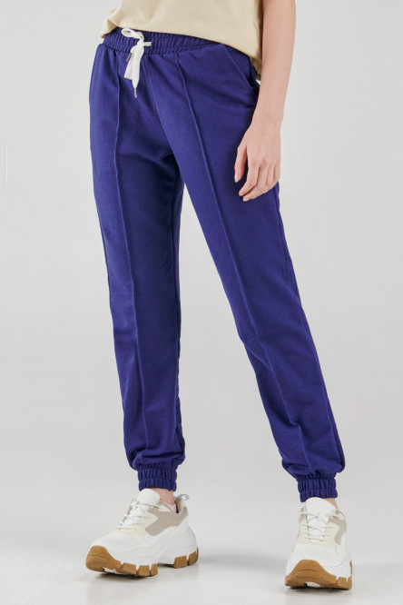 Pantalon jogger, unicolor, con bolsillos en costado