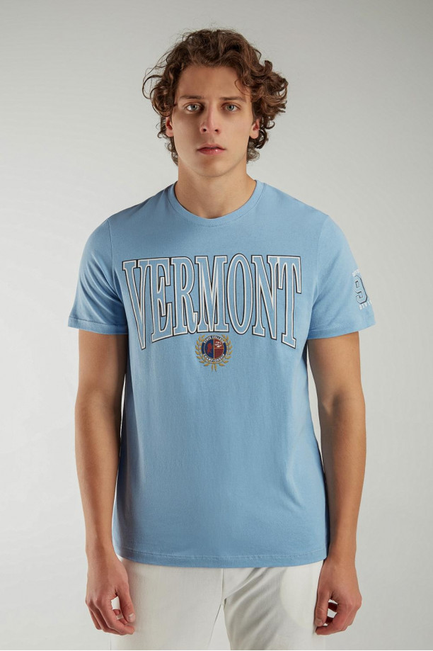 Camiseta College manga corta estampada.