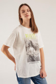 Camiseta manga corta estampada.