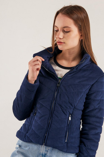 Chaqueta acolchada cuello alto