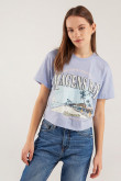 Camiseta manga corta, con estampado en frente.