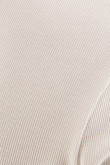 Camiseta unicolor, manga larga con escote posterior.