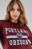 Camiseta manga corta con estampado en frente.