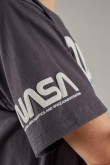 Camiseta manga corta estampada de NASA.