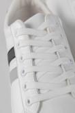 tenis-urbanos-basicos-con-franjas