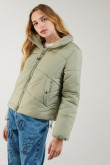 Chaqueta acolchada cuello alto