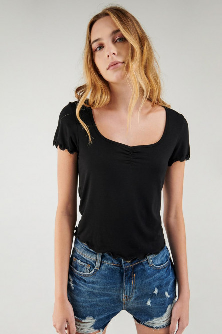 Camiseta cuello en V