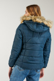Chaqueta acolchada con capota