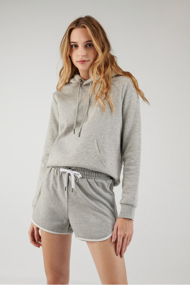 Short corto para mujer, con sesgo contraste en ruedo y estampado en frente