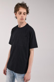 Camiseta manga corta unicolor.
