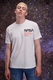 Camiseta manga corta estampada de NASA.
