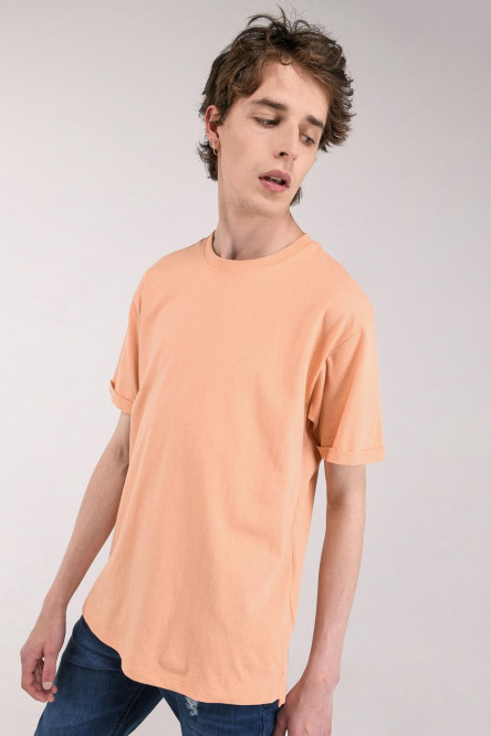 Camiseta básica para hombre manga corta, unicolor, con doble doblez en mangas y abertura lateral dispareja.
