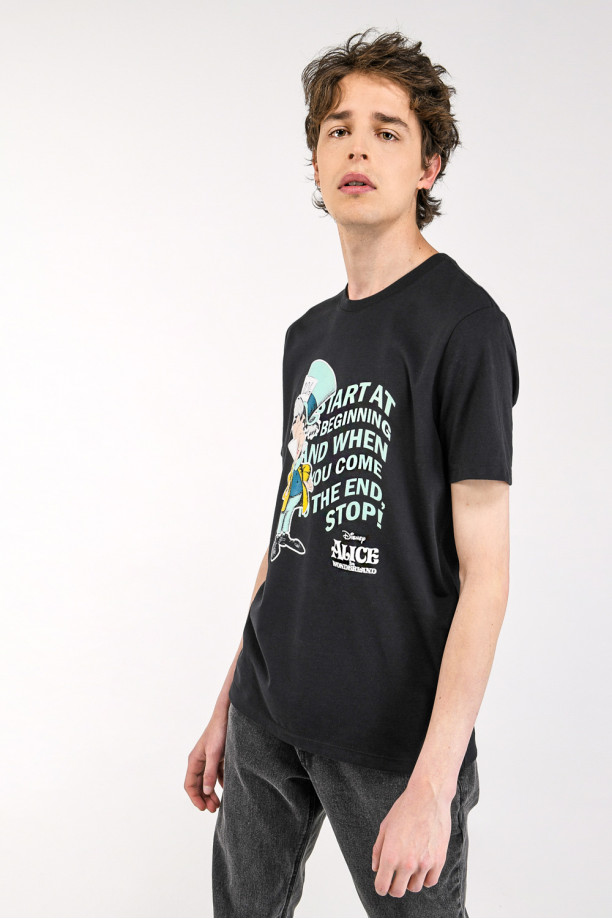 Camiseta manga corta, estampado de Alicia en el país de las maravillas