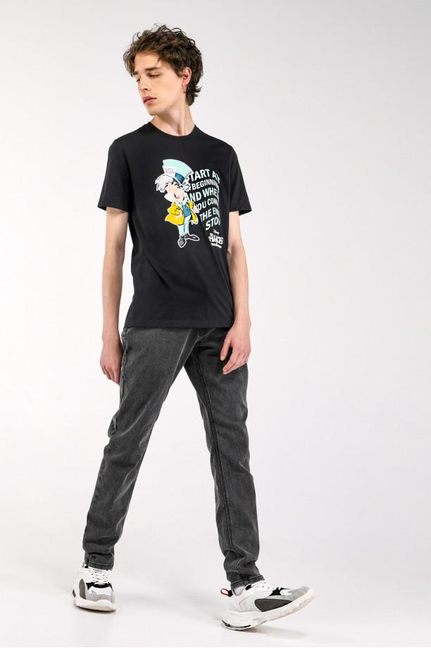 Camiseta manga corta, estampado de Alicia en el país de las maravillas