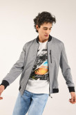 Camiseta manga corta con estampado.