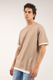 Camiseta manga corta unicolor.