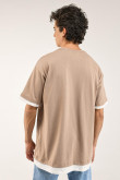 Camiseta manga corta unicolor.
