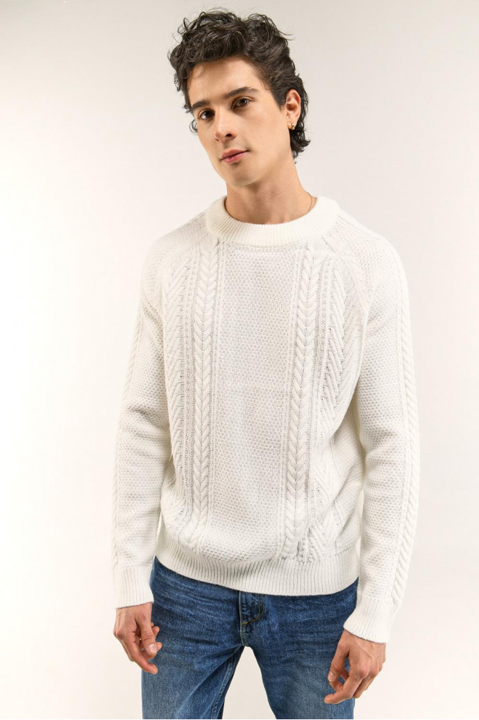 Suéter cuello redondo