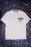 Camiseta manga corta estampada de NASA.