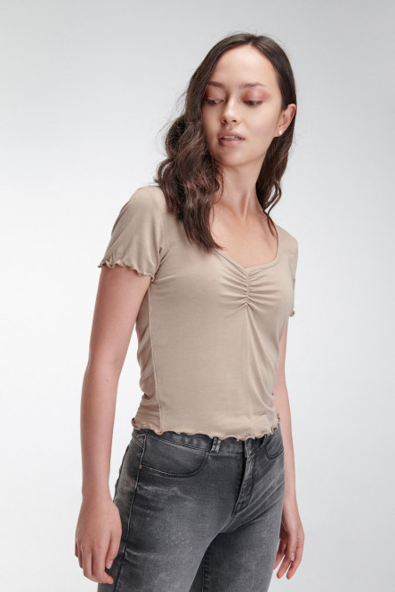 Camiseta cuello en V