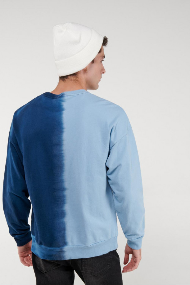 Buzo Tie dye, con estampado en frente de Friends.
