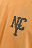 camiseta-estampada-cuello-redondo-manga-corta