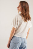 Camiseta manga corta, con estampado en frente.