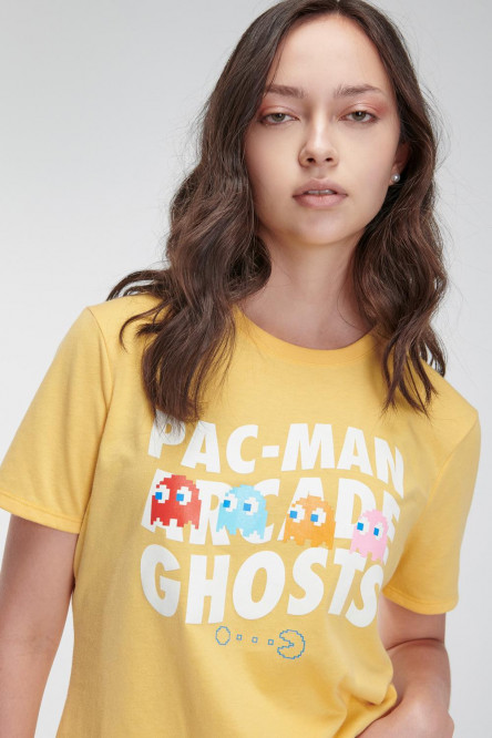 Camiseta, manga corta, estampada en frente de Pacman.