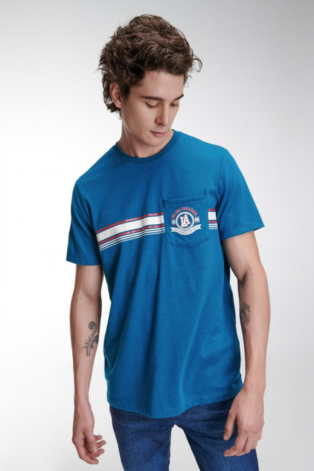 Camiseta manga corta con estampado.