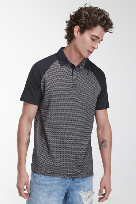 Camiseta Polo unicolor con cuello y puños tejidos