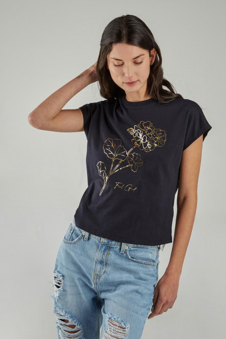 Camiseta manga corta estampada.