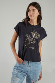 Camiseta manga corta estampada.