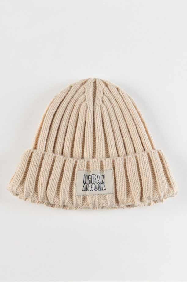 Gorro tejido unicolor con canales