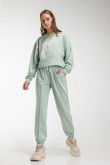Pantalon jogger, unicolor, con bolsillos en costado