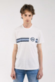 Camiseta manga corta con estampado.