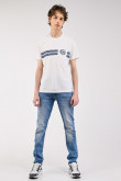 Camiseta manga corta con estampado.